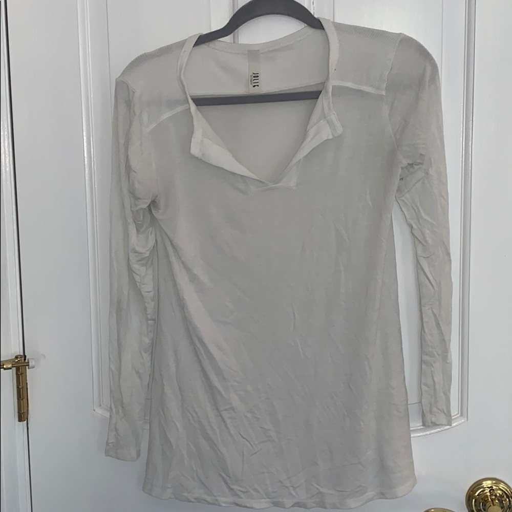 Quarter sleeve white top